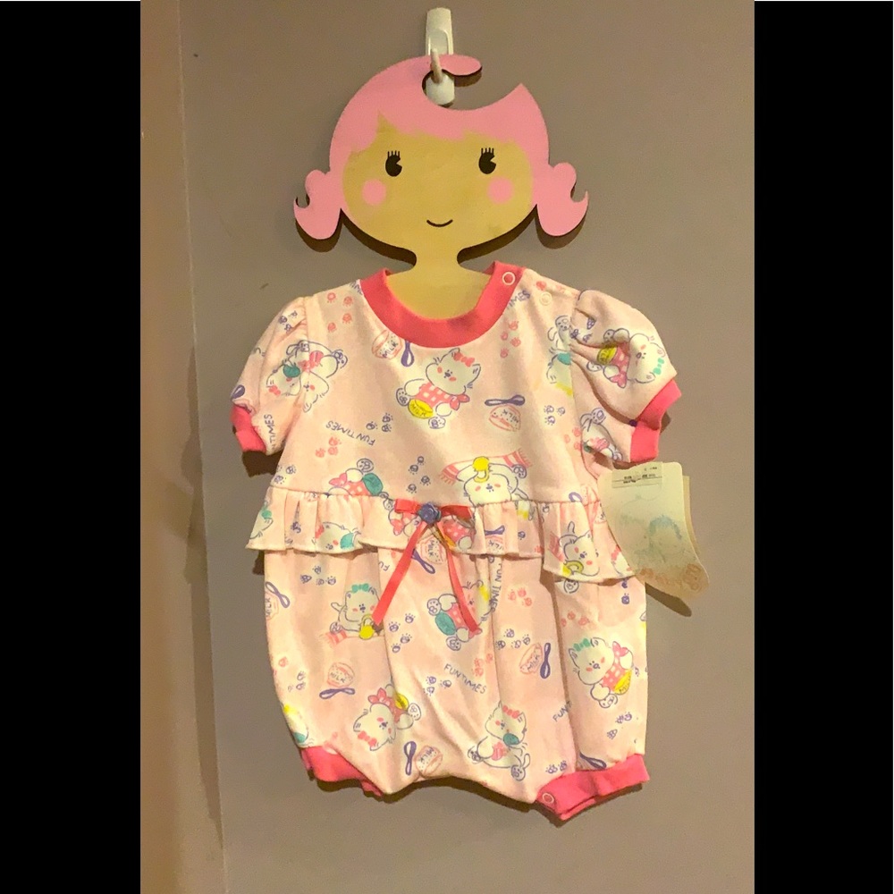 Vintage 12 month Bubble Romper **Kitten print**
